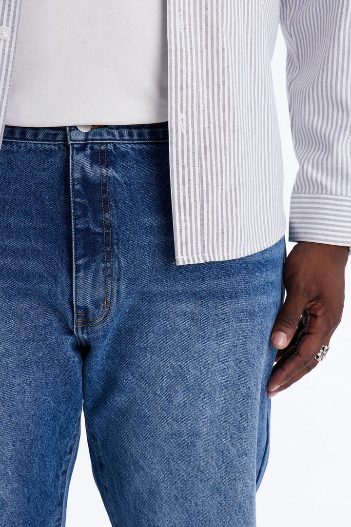 The Staple Straight Jean - Medium Blue Wash