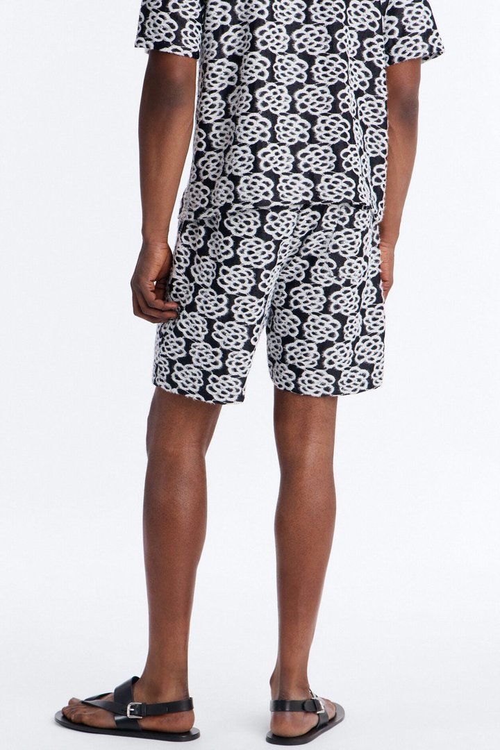 Snow Leopard Drift Relaxed Short - Black/White
