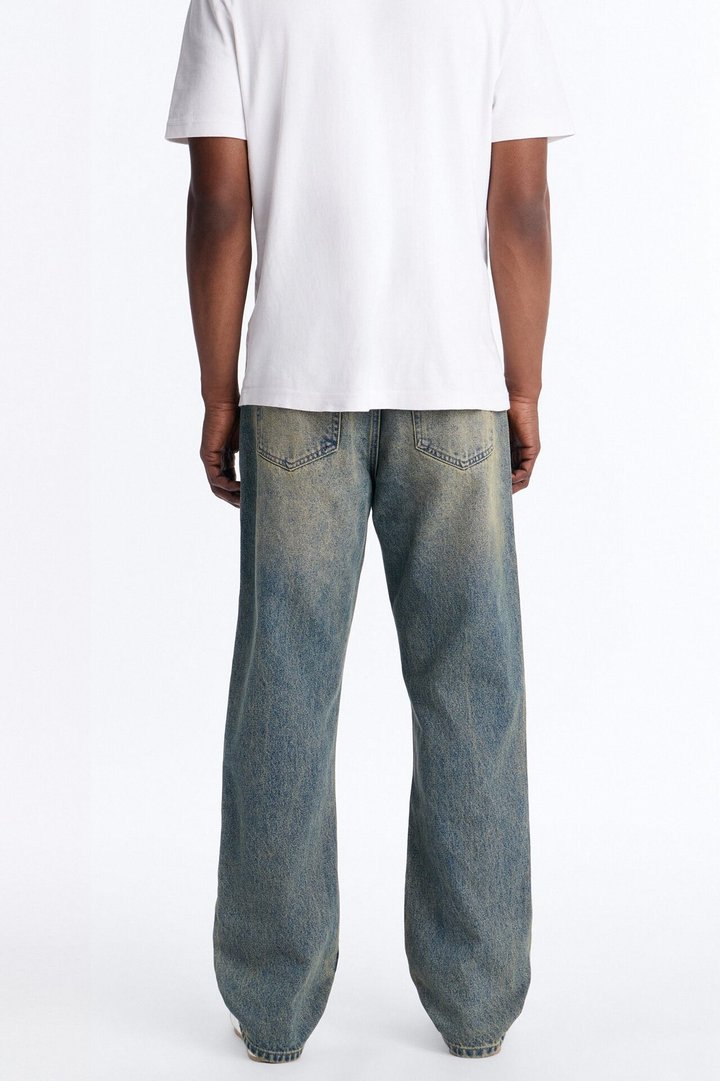 Straight Dark Wave Jeans - Medium Blue Wash