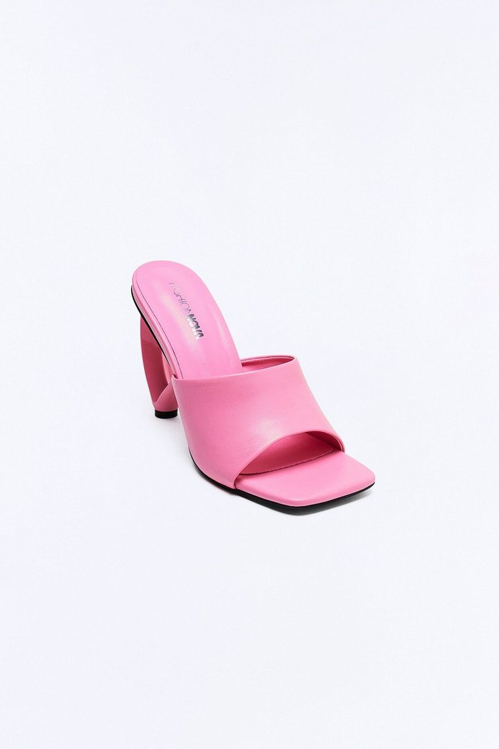 Villy Novelty Heart Heels - Pink