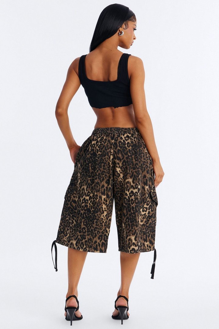 Carter Twill Cargo Bubble Hem Bermuda Short - Leopard