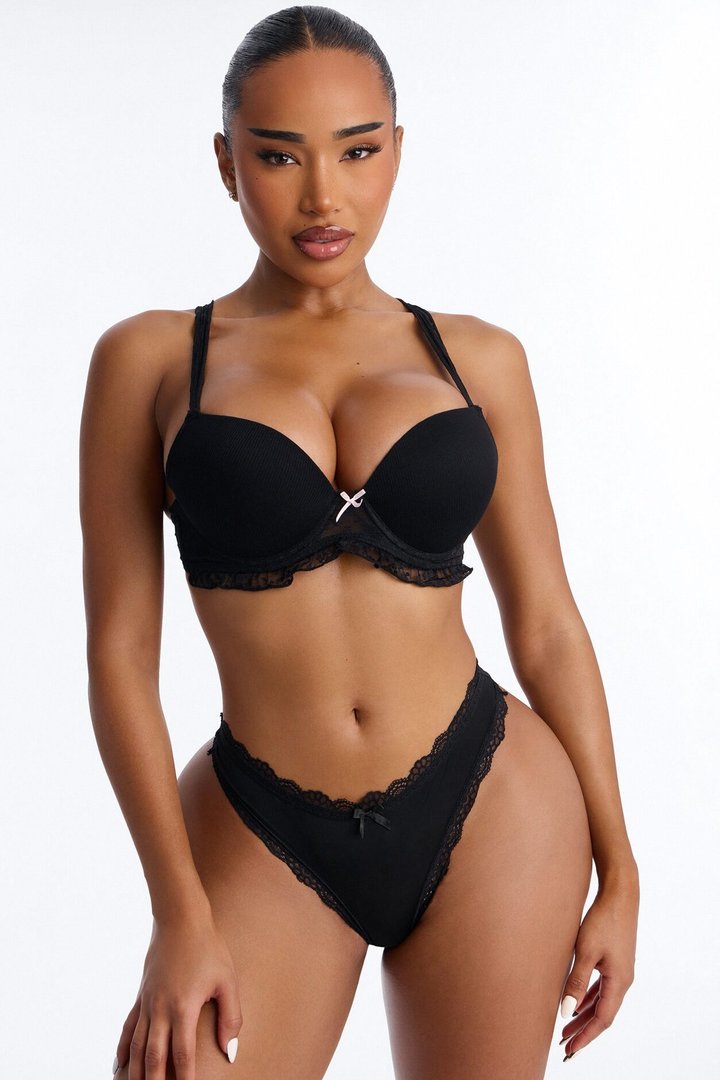 Feel A Way Ribbed Ruffle Lace Push Up Bra - Black