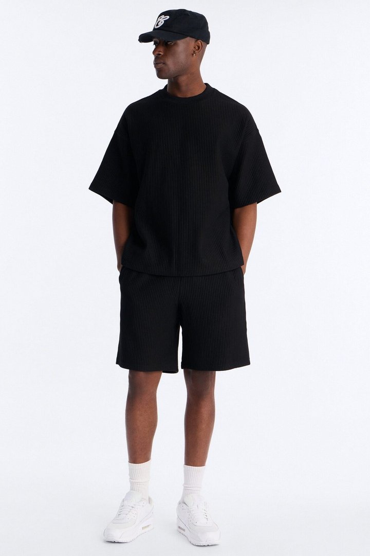 Textured Relaxed Sweatshort - Black