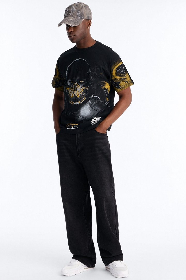 Mortal Kombat Scorpion Heavy Weight Boxy Short Sleeve Tee - Black