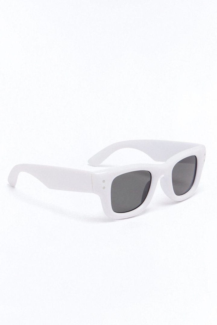 So Care Free Sunglasses - White