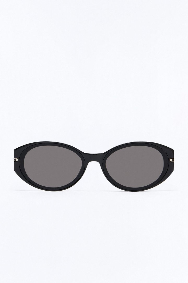 Just Walk Away Sunglasses - Black