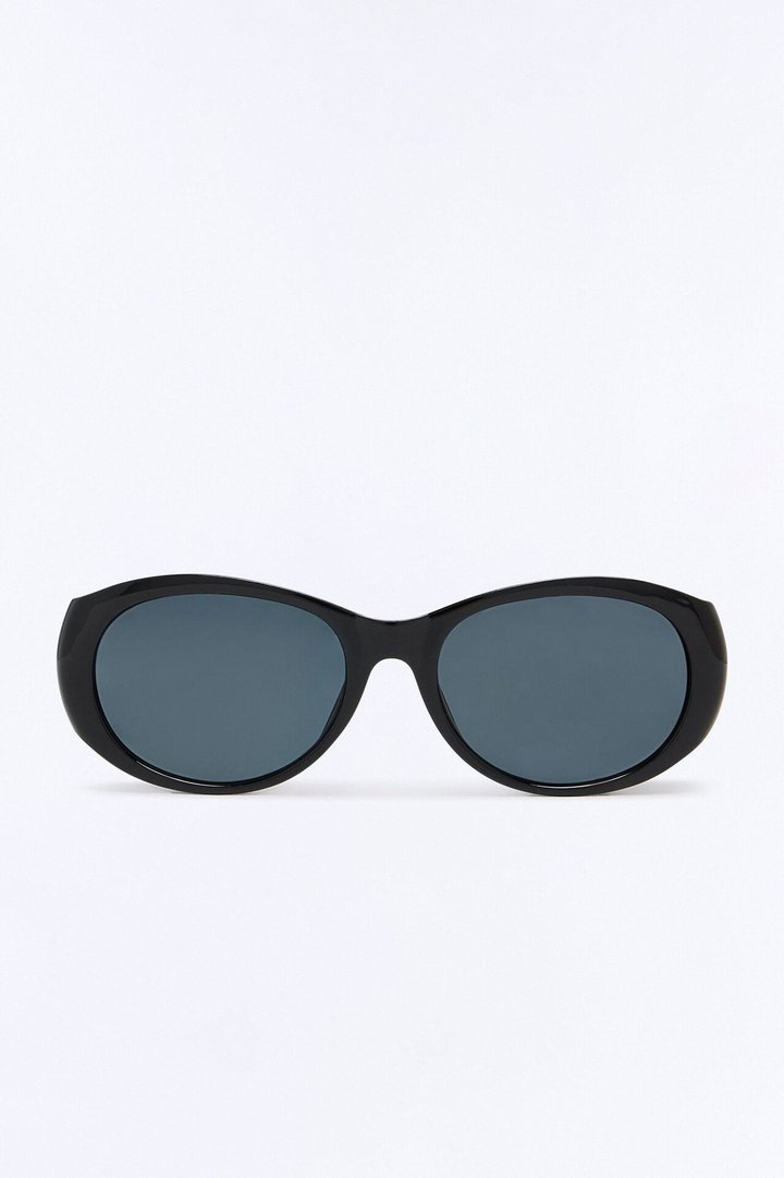 Worldly View Sunglasses - Black