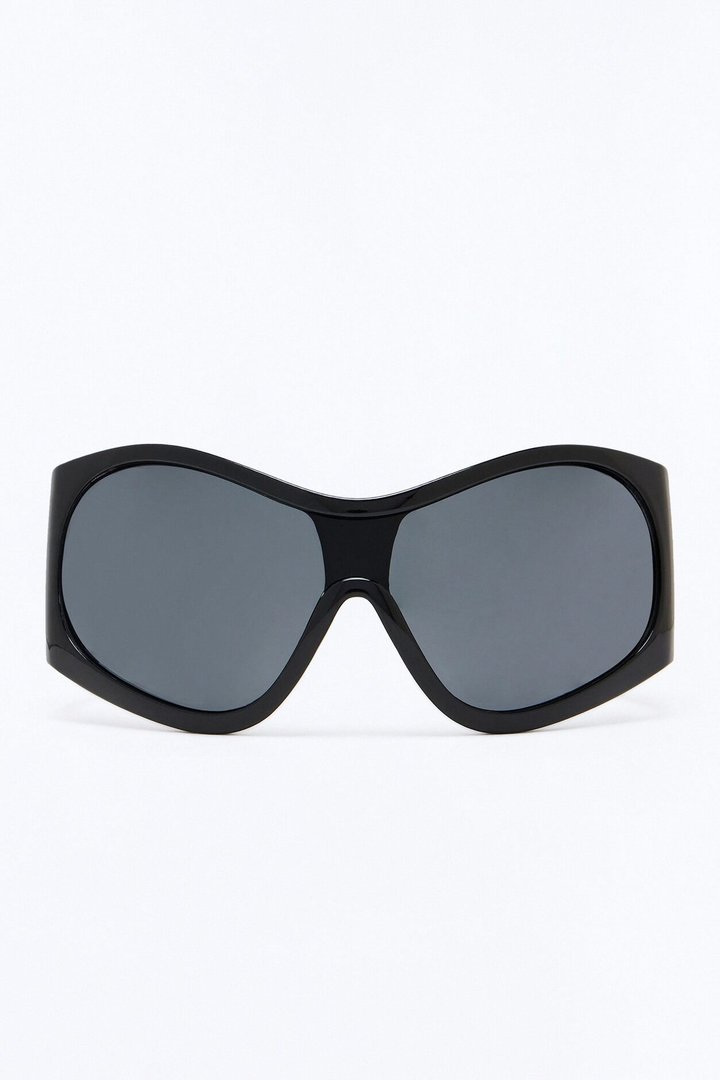 Buckle Up Babe Sunglasses - Black