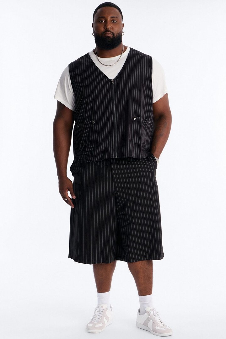 Maison Tailored All Over Pocket Belvedere Vest - Black