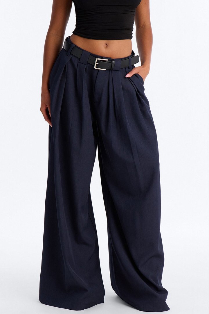 No Brainer Belted Wide Leg Pleated Pant - Navy