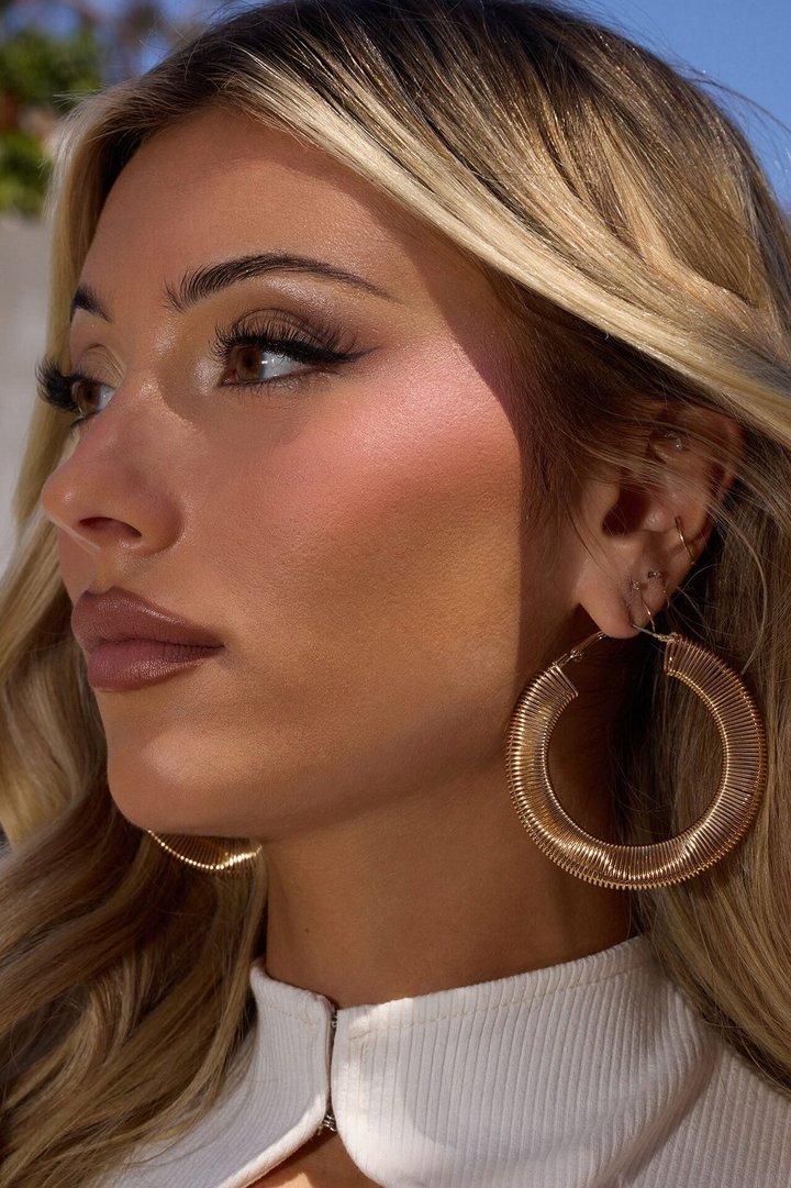 In A Loop Hoop Earrings - Gold