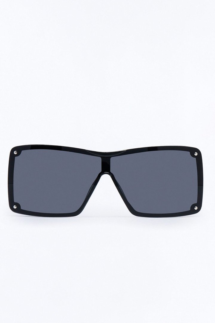 Leveled Up Sunglasses - Black