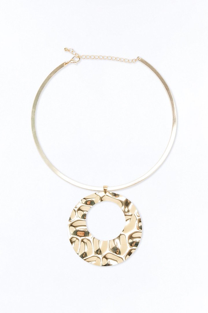 Wrapped In Warmth Necklace - Gold