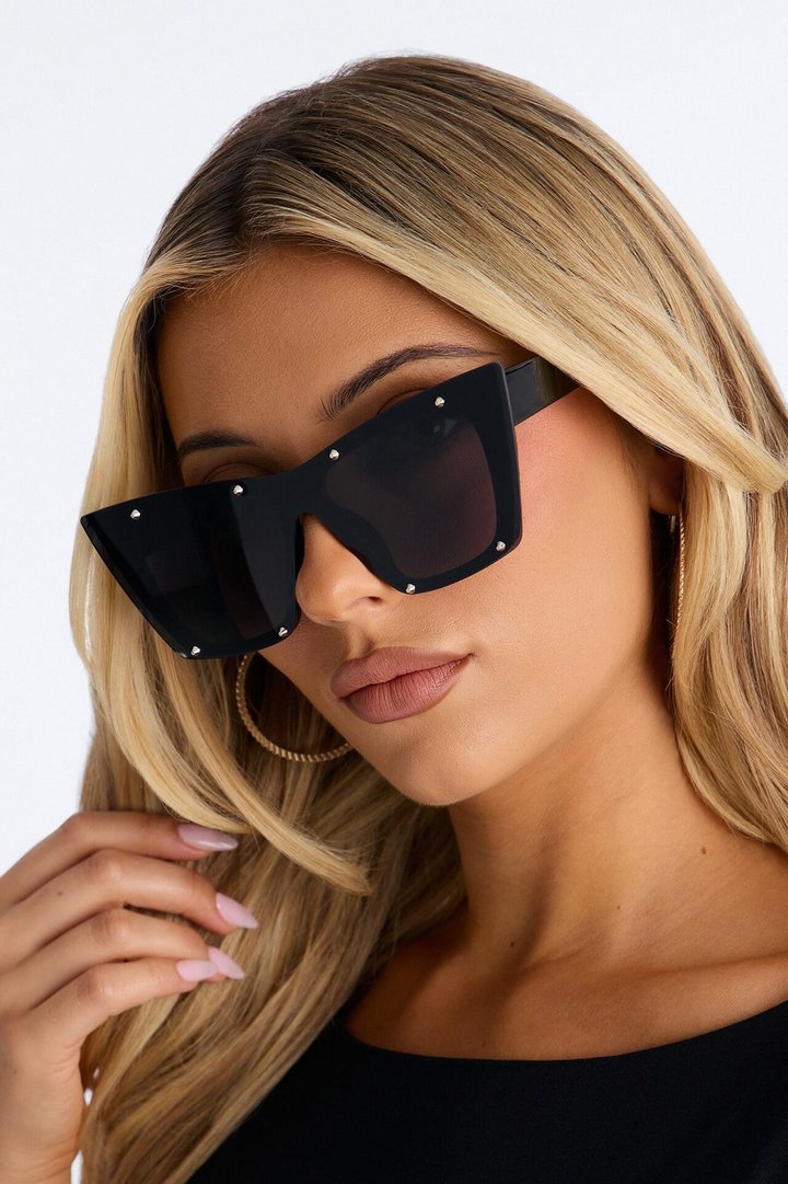 Effortless Cool Sunglasses - Black