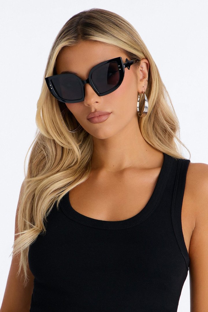 Wise Cat Eye Sunglasses - Black