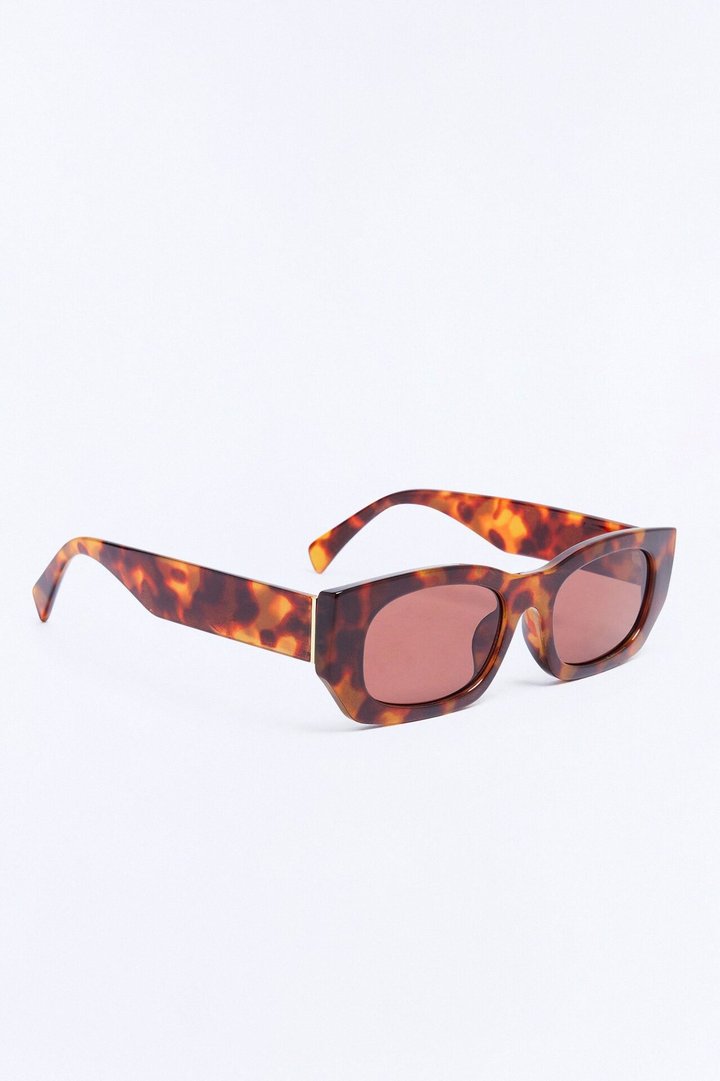 One Of Many Sunglasses - Tortoise/Red