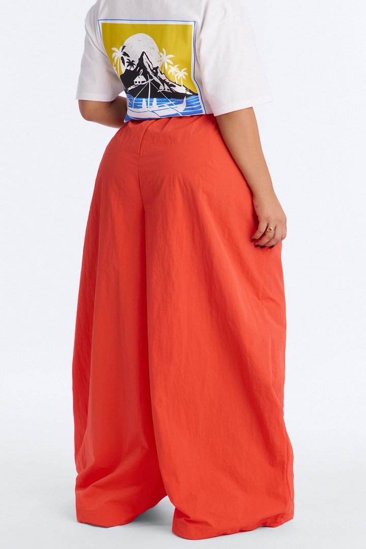 Static Energy Super Wide Leg Windbreaker Pant 33″ - Orange