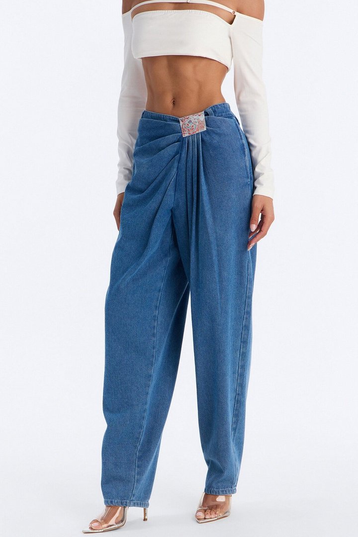 Chosen One Pleated Balloon Jeans - Dark Wash
