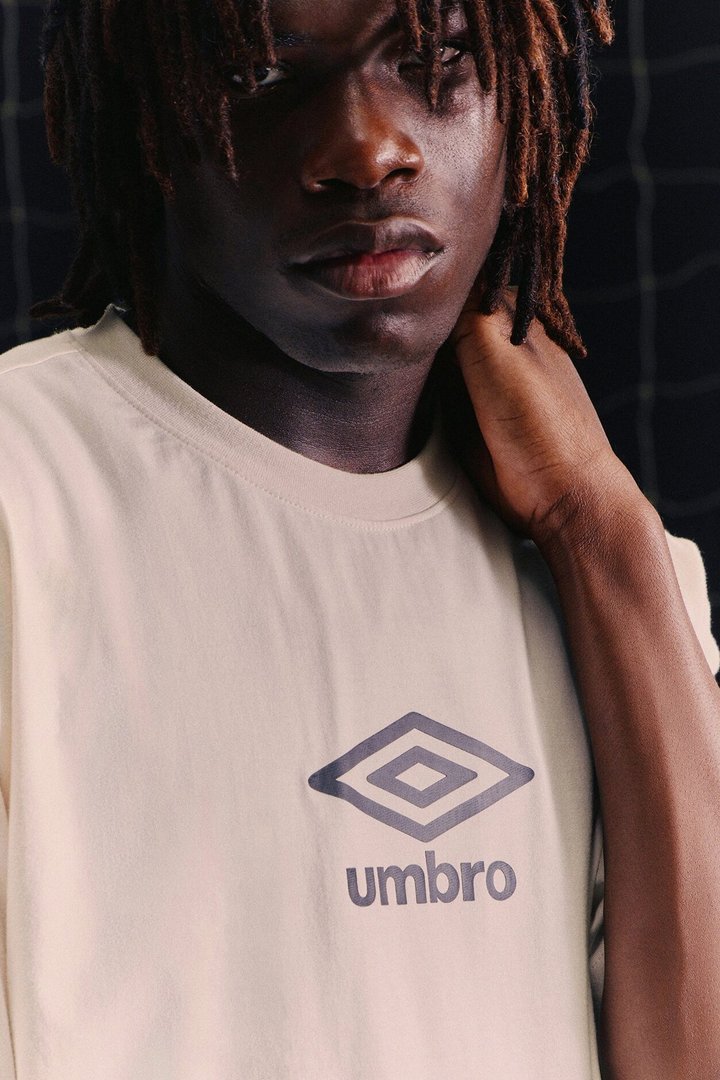 Umbro Logo Short Sleeve Tee - Cream