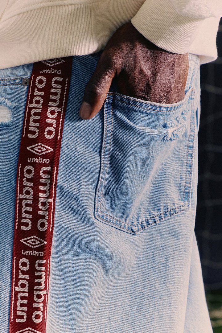 Umbro Distressed Baggy Jean - Light Blue Wash