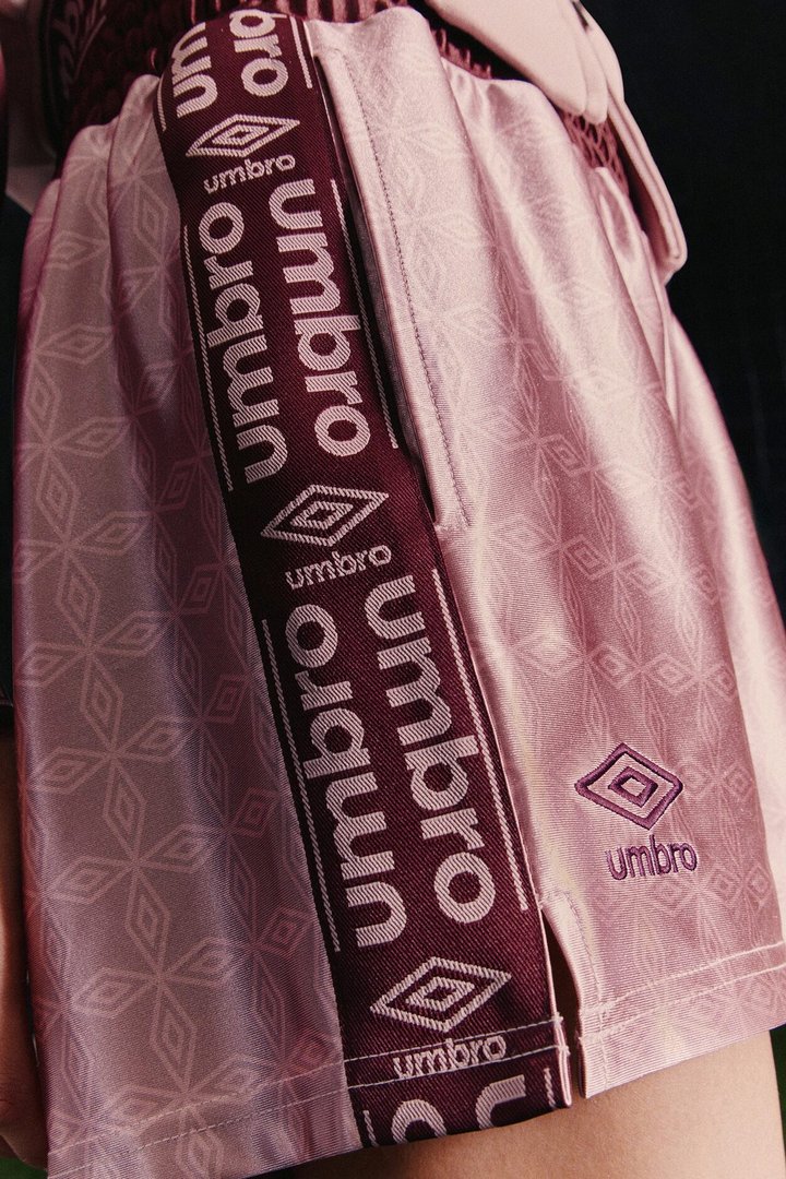 Umbro Girly Shorts - Pink