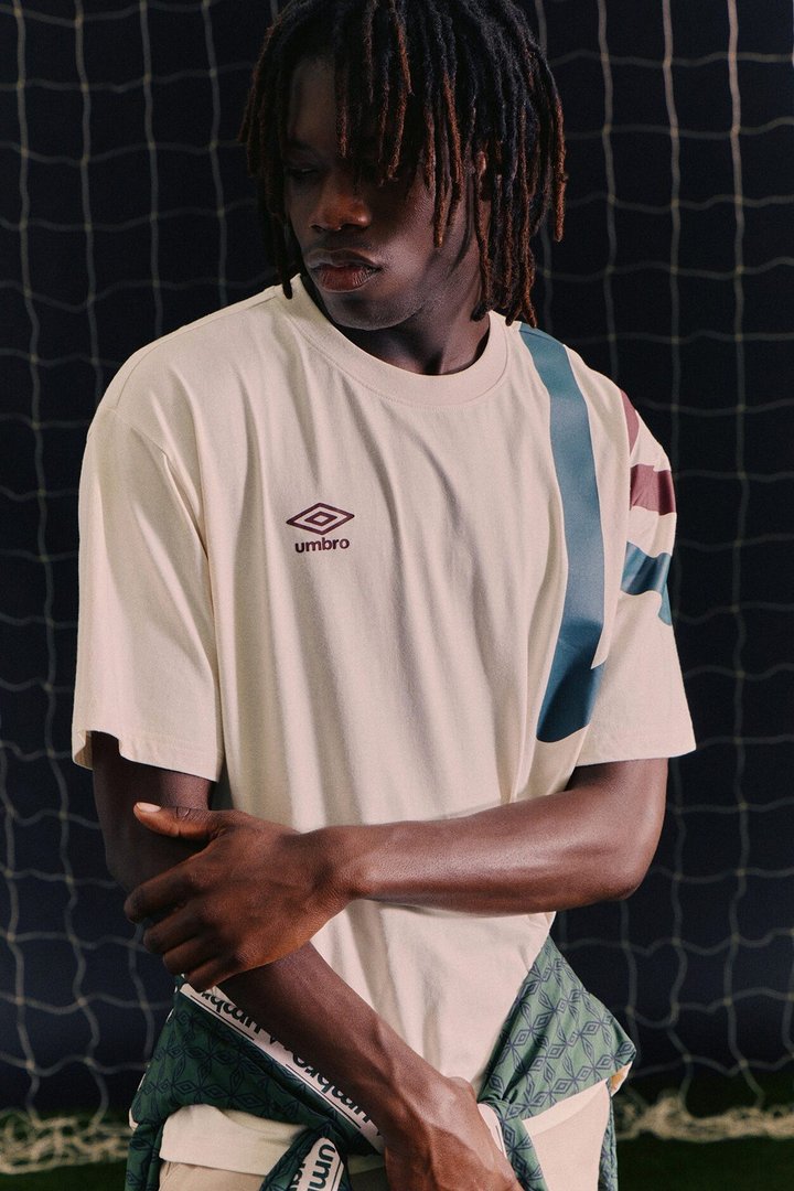 Umbro Large Logo Short Sleeve Tee - Cream/combo