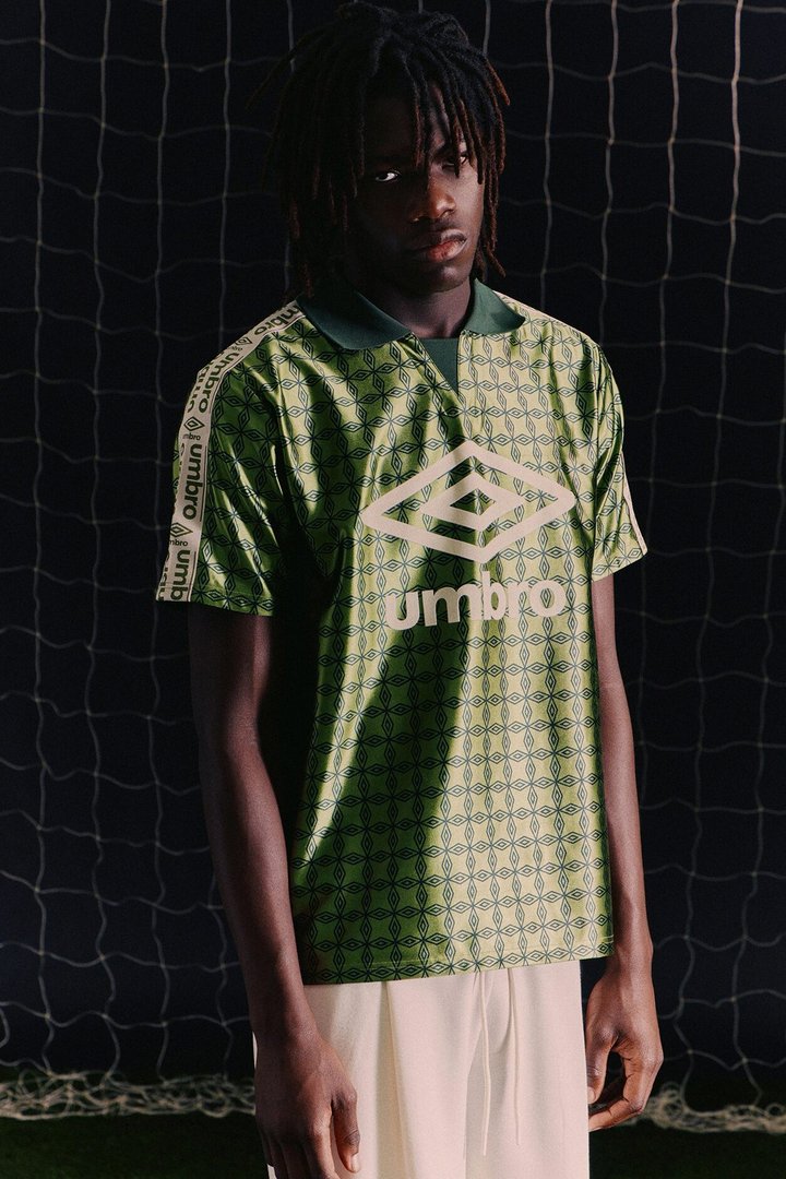 Umbro Side Tape Soccer Jersey - Green