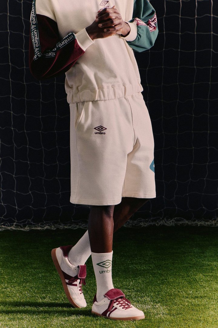 Umbro Logo Sweatshort - Cream/combo