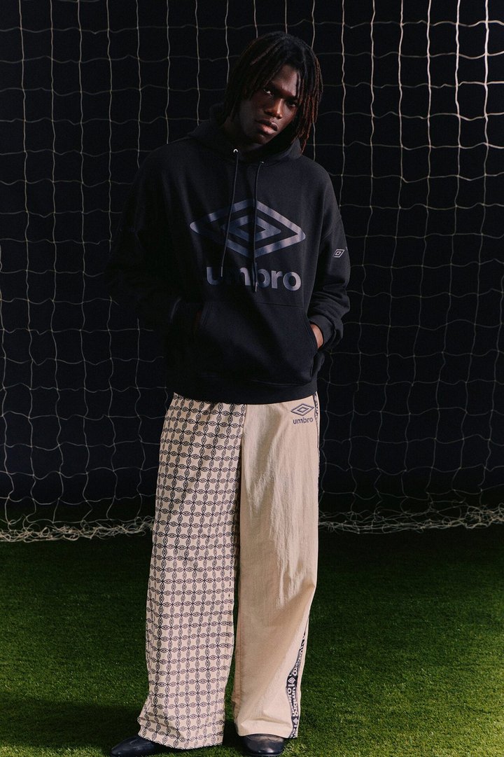 Umbro Hoodie - Black