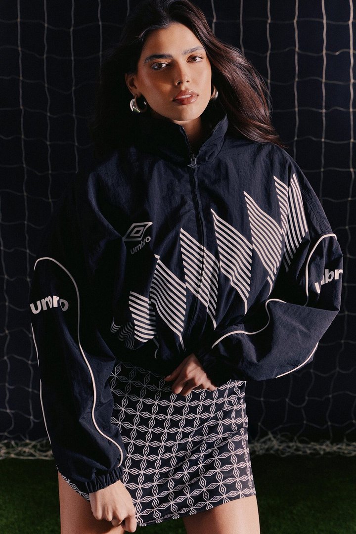 Umbro Windbreaker Cropped Jacket - Black