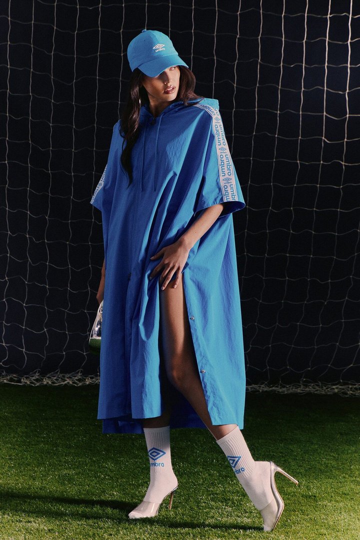 Umbro Oversized Nylon Jacket - Blue