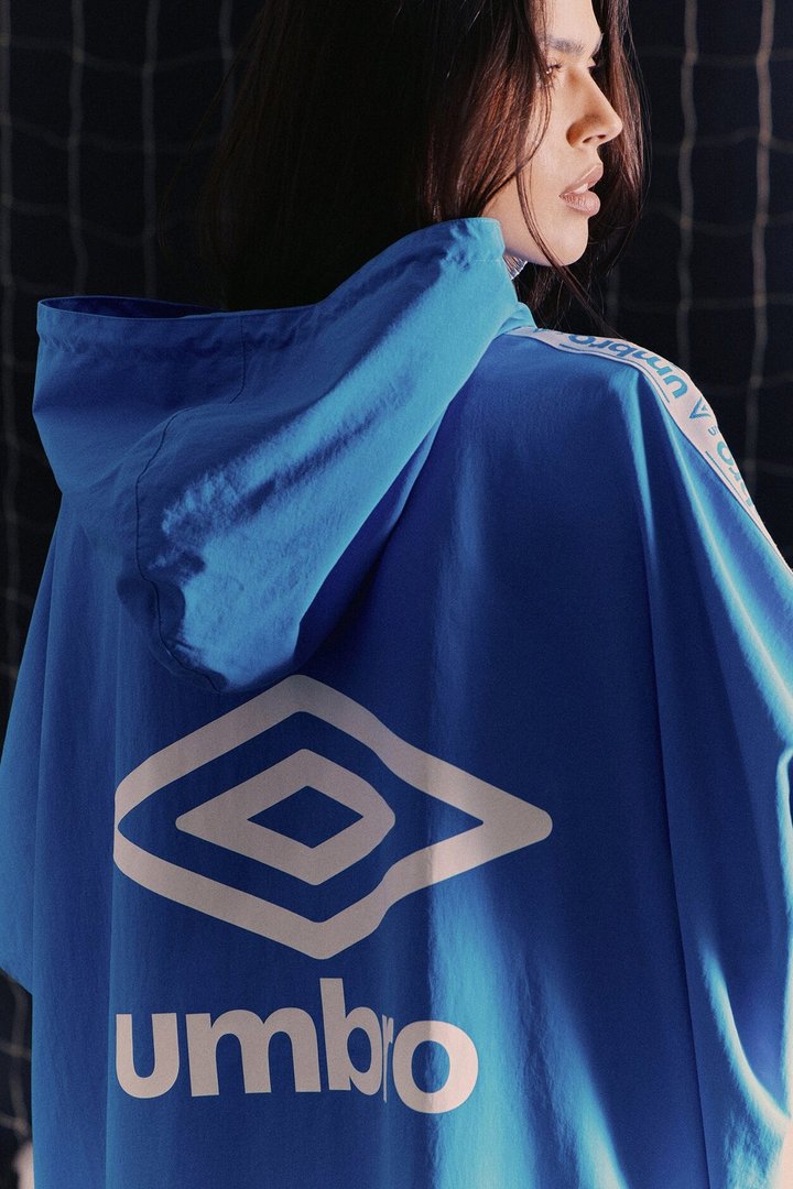 Umbro Oversized Nylon Jacket - Blue