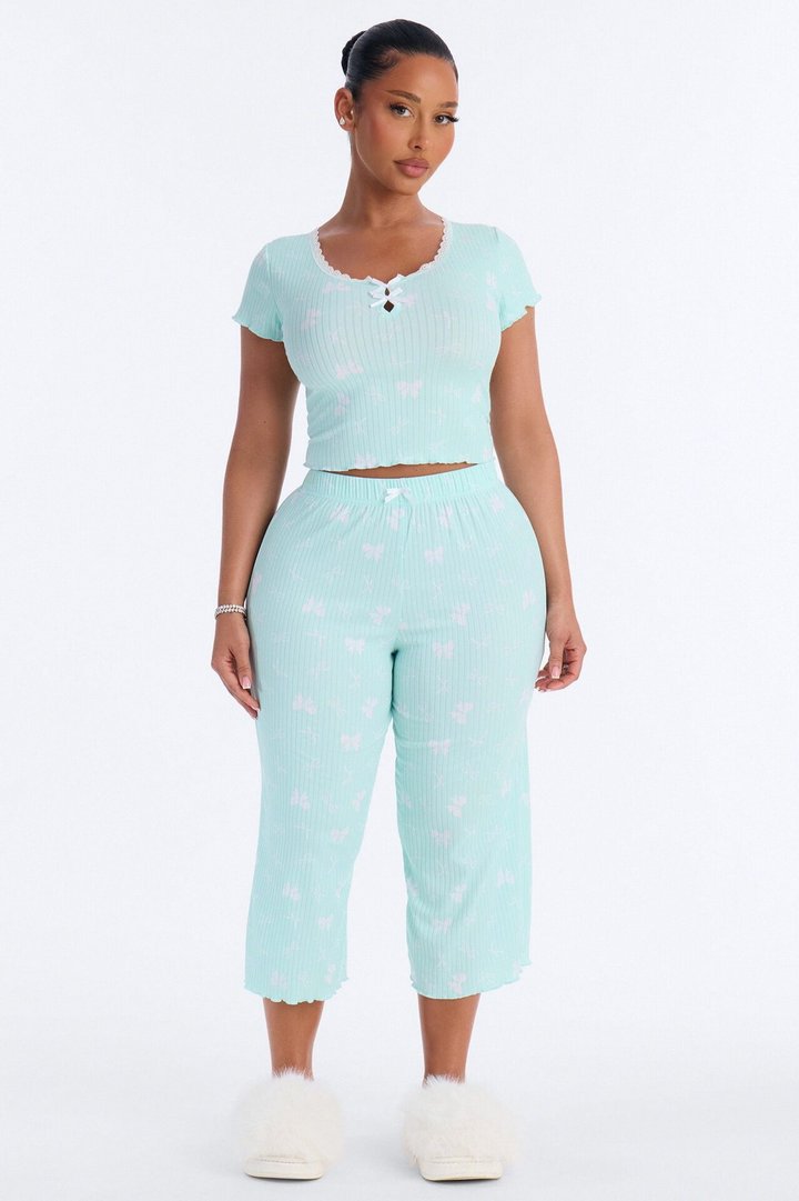 Snuggle Tonight Short Sleeve Scoop PJ Capri Set - Mint/combo