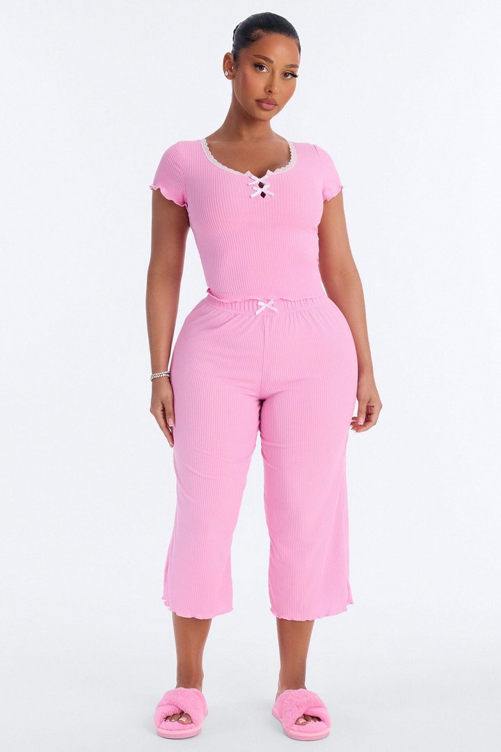 Snuggle Tonight Short Sleeve Scoop PJ Capri Set - Pink