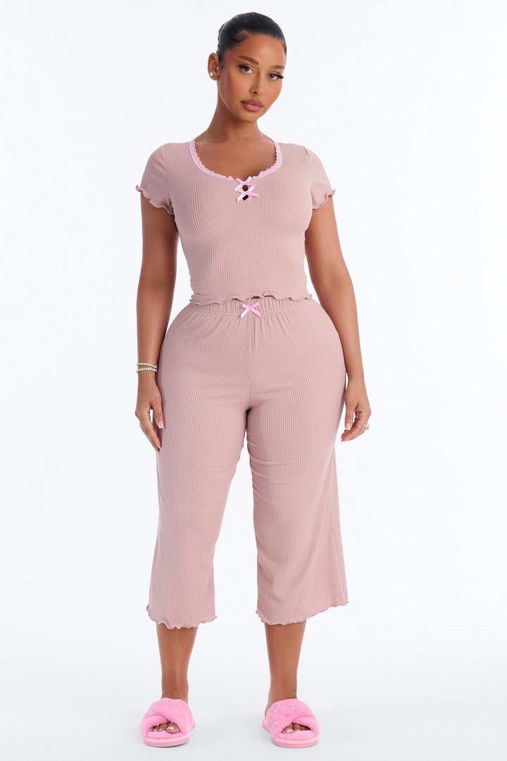 Snuggle Tonight Short Sleeve Scoop PJ Capri Set - Mocha