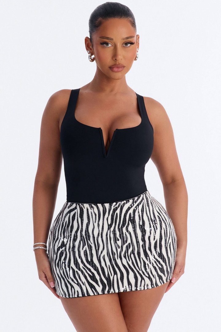 Lania V-Wire Sleeveless Bodysuit - Black