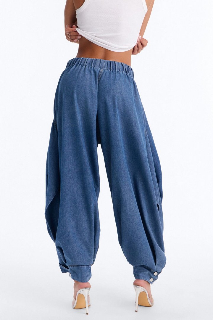 Ivy Tie Waist Balloon Leg Button Seam Pant - Medium Wash