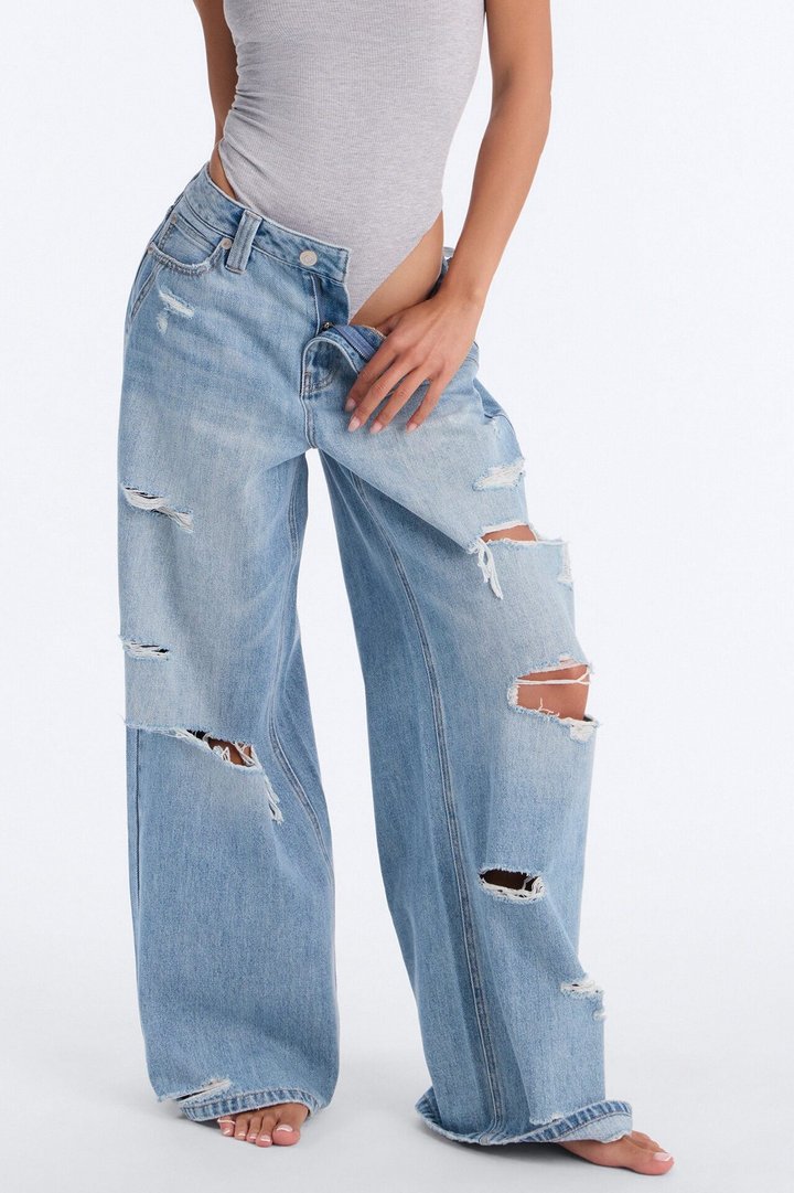 The Last Stop Ripped Baggy Jeans - Light Wash