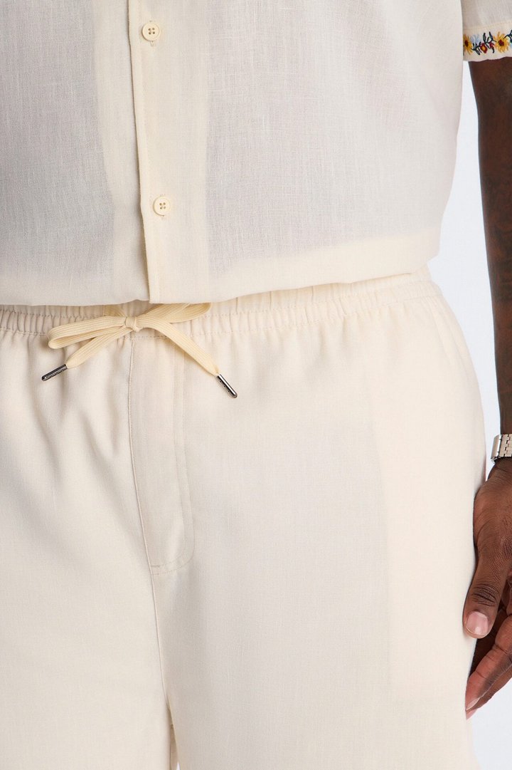 A Life In Balance Short - White