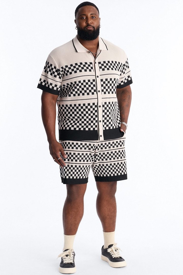 Relaxed Knitted Pawn Checker Short - Black/combo