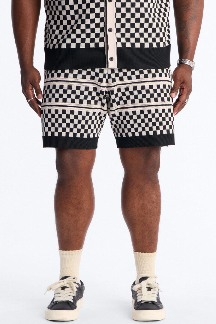Relaxed Knitted Pawn Checker Short - Black/combo