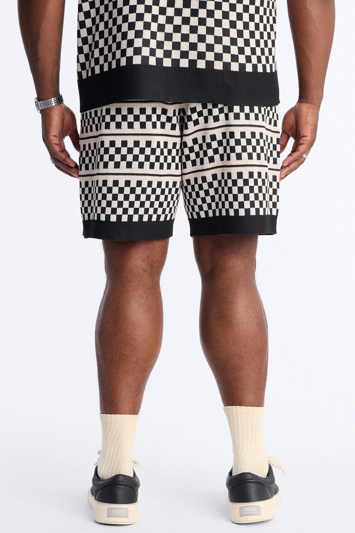 Relaxed Knitted Pawn Checker Short - Black/combo