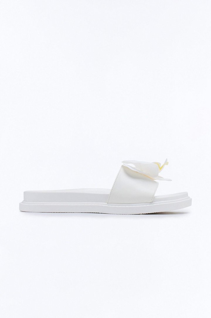 Lillian Orchid Slides - White