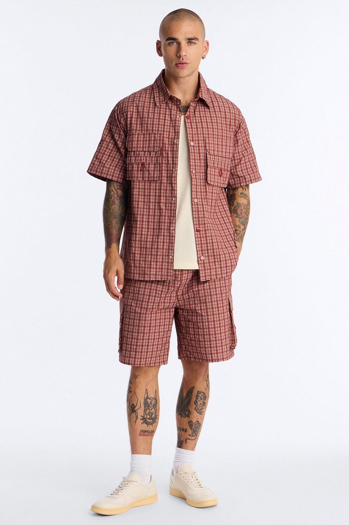 Relaxed Ryder Plaid Short - Red/combo