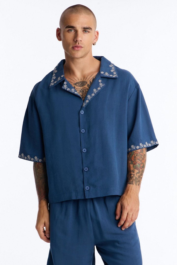 Relaxed Harbor Hideaway Button Up Shirt - Navy