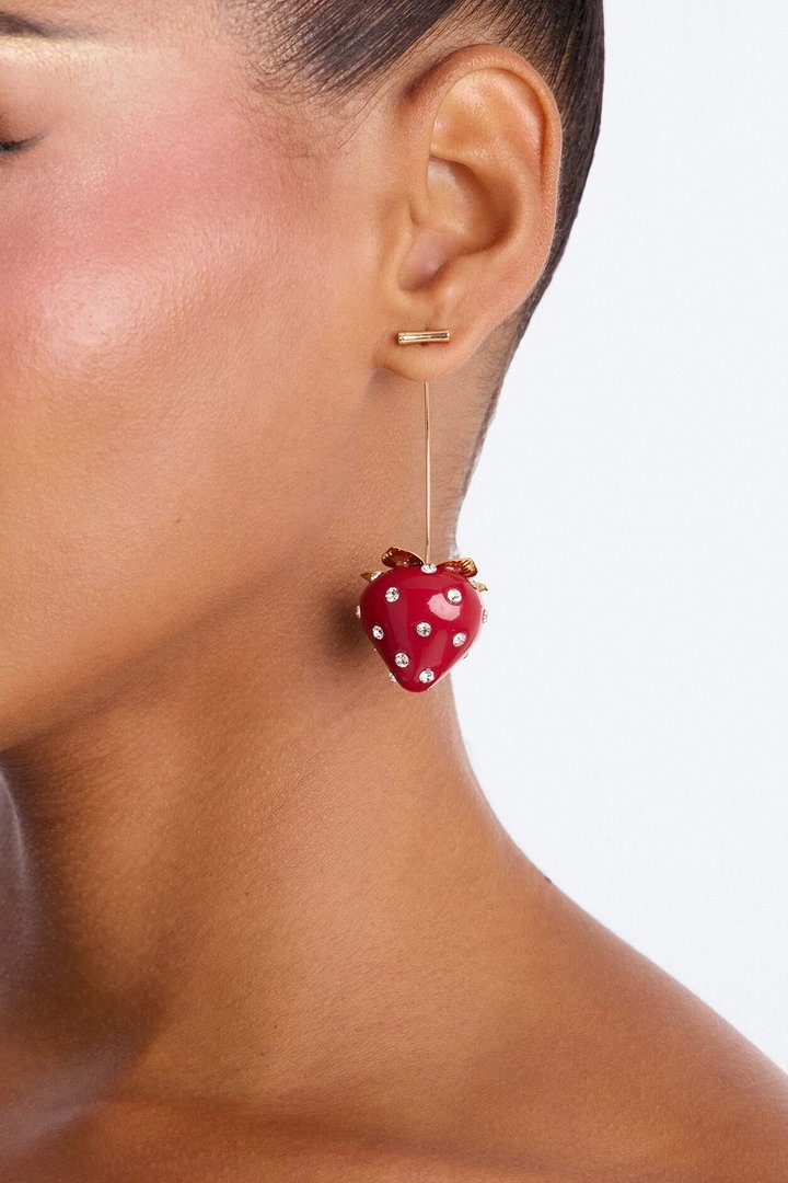 Strawberry Picking Drop Earrings - Gold/Red