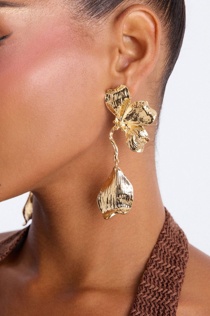 Taken Away Floral Drop Earrings - Gold
