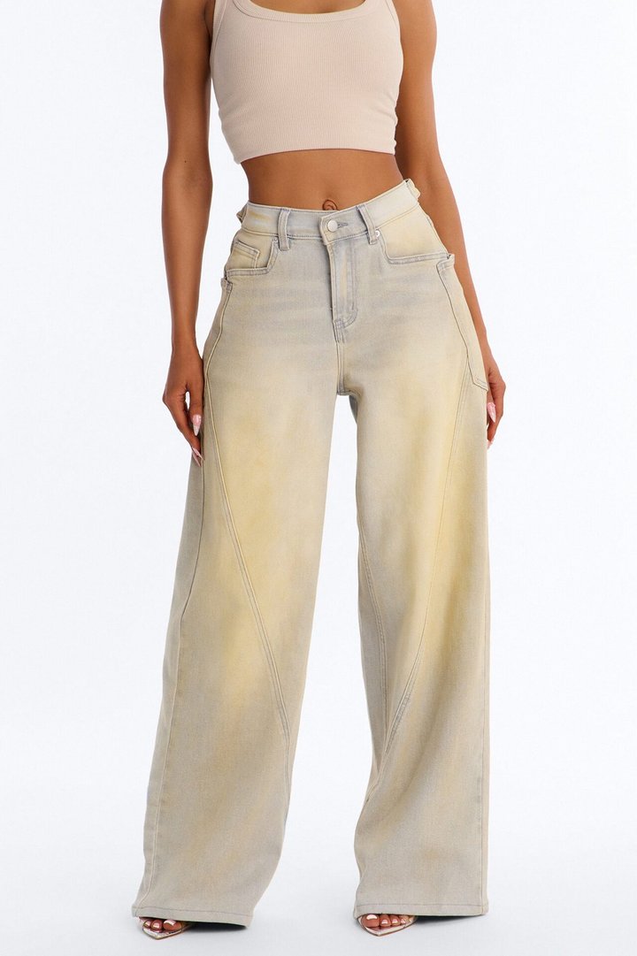 Creating Space Tinted Baggy Jeans - Light Wash