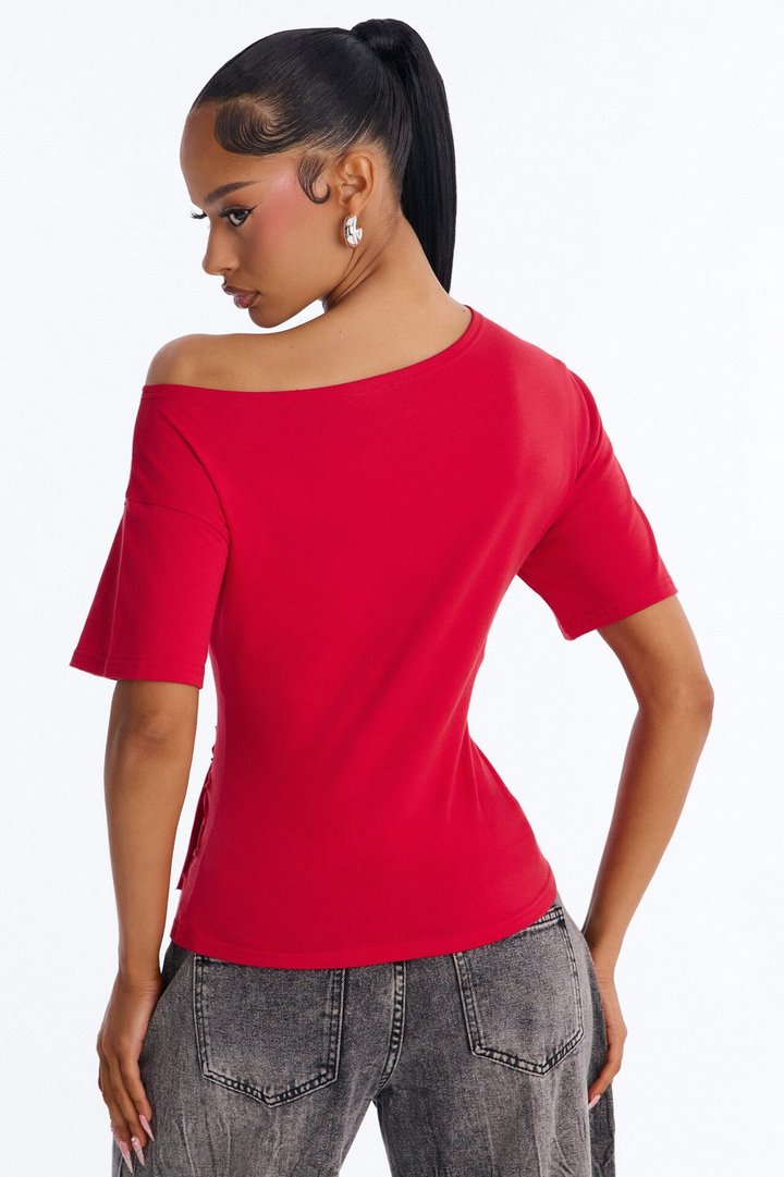 Immediately No Off Shoulder Fitted Tee - Red