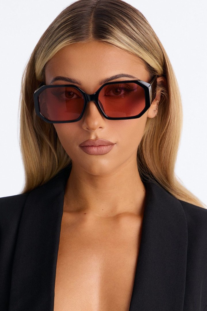 Feel The Beat Sunglasses - Black/Pink